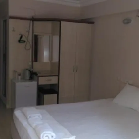 Hotel Selina Guzelcamlı