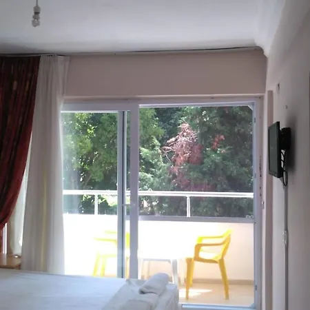 Selina 3* Guzelcamlı