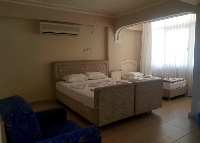 Selina Отель 3*