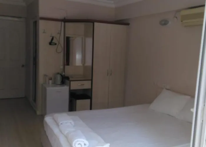 Hotel Selina Guzelcamlı