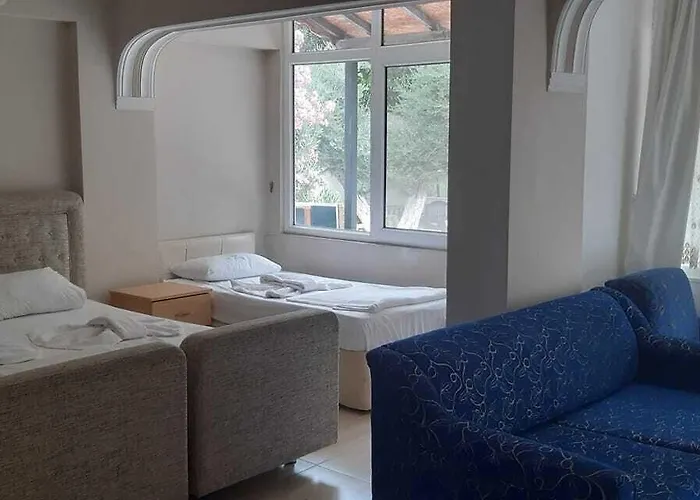 Selina Гюзельчамли